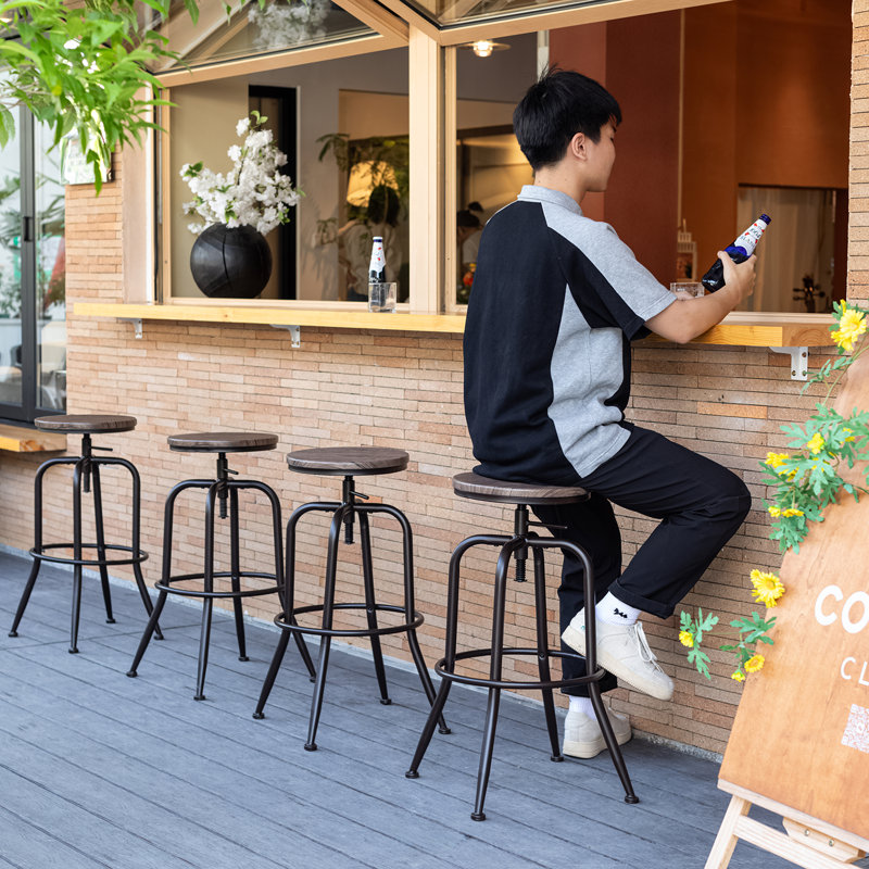 Barstools . High cheapest Chairs . Kitchen Island